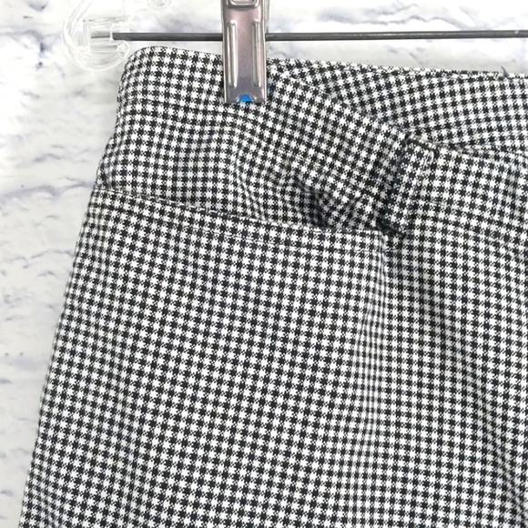 🔵BOGO FREE🔵 First Issue Liz Claiborne Black & White Capri Pants Sz 10 - Picture 2 of 6